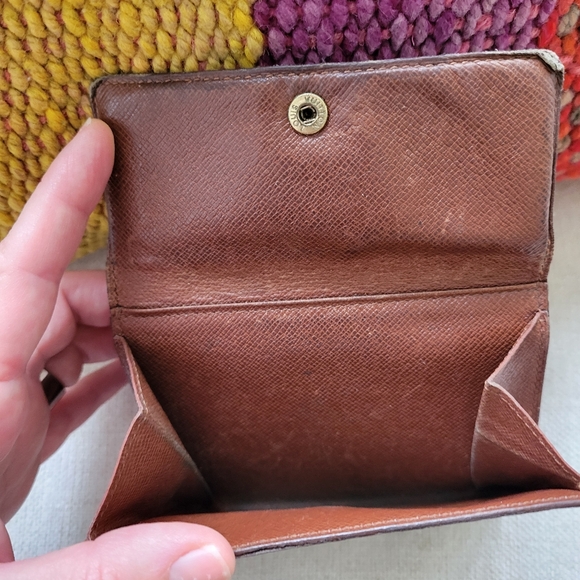 Flaw - Louis Vuitton Wallet - Elise - Picture 4 of 5